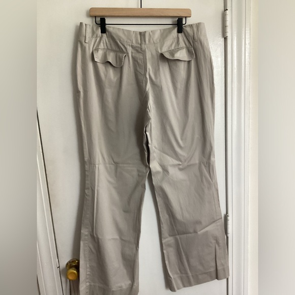 The Limited Cassidy Fit Khaki Pants, Size 14 - Picture 6 of 7
